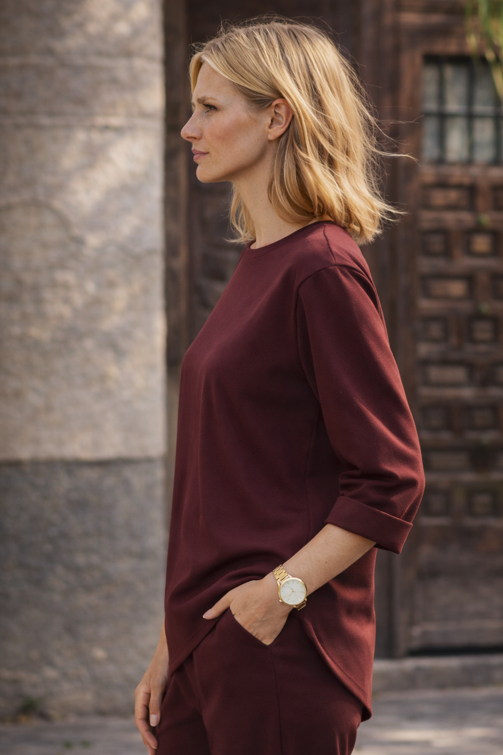 Γυναικείο Ασύμμετρο μπορντό t-shirt Punto Milano Wendy Trendy πλαϊνή λήψη