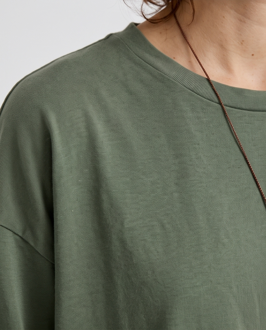 Γυναικεία χακί oversized μπλούζα, detail στρογγυλής λαιμόκοψης, 95% Cotton
